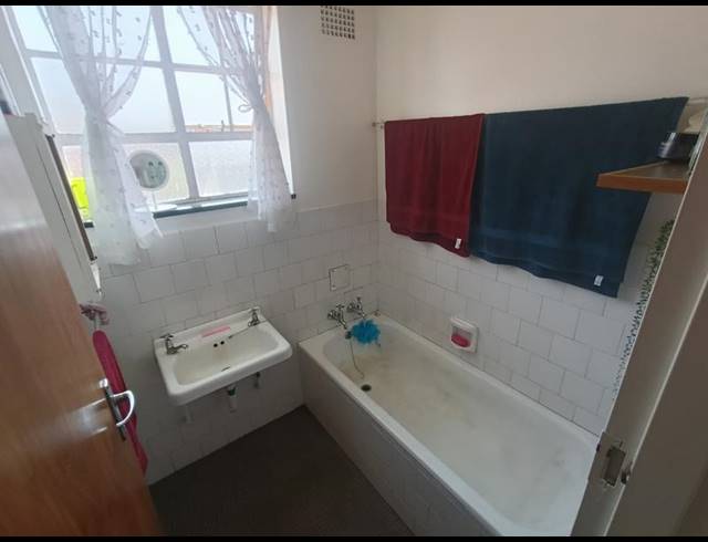 2 BEDROOM PROPERTY TO RENT IN CASSELDALE